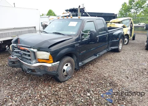 2000 Ford F-350 from USA, damaged, VIN 1FTWW32F0YEA86419